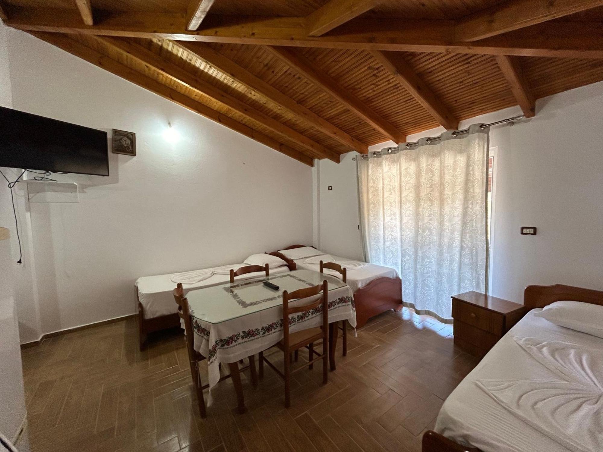 Caushi Apartments Ksamil Bagian luar foto
