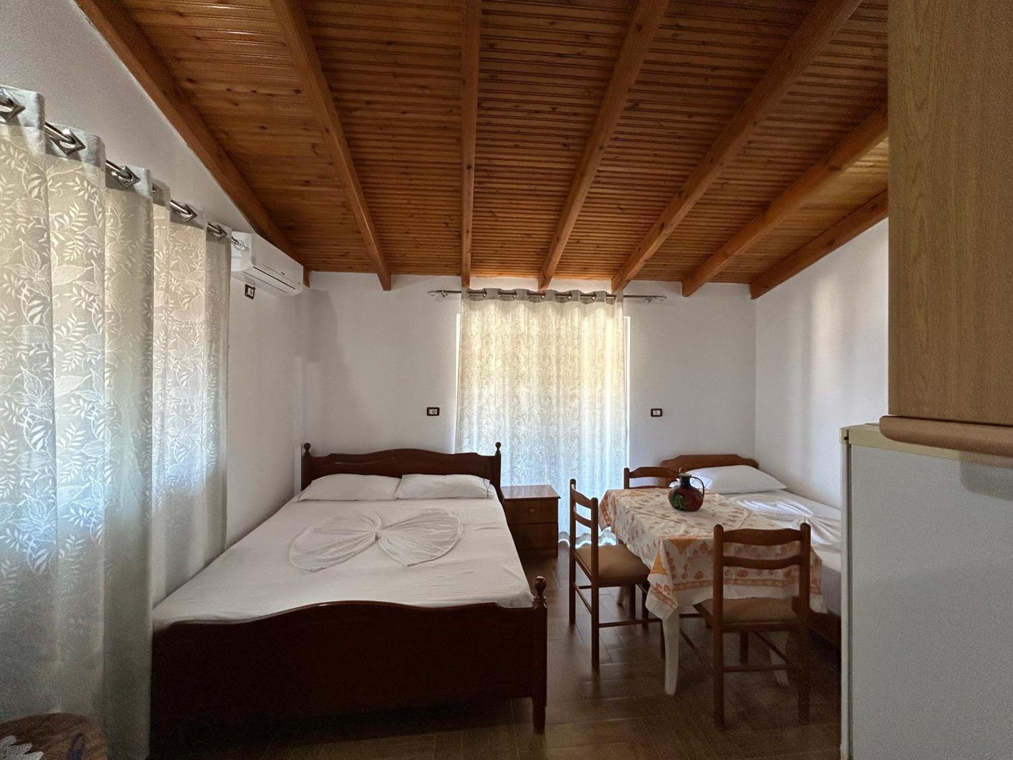 Caushi Apartments Ksamil Bagian luar foto