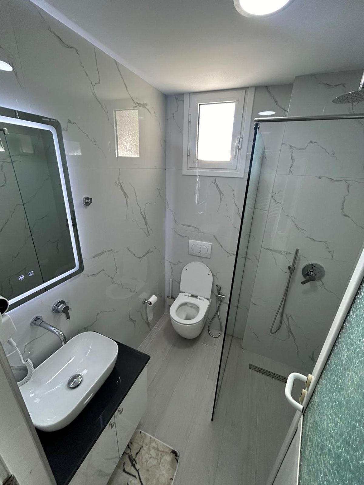 Caushi Apartments Ksamil Bagian luar foto