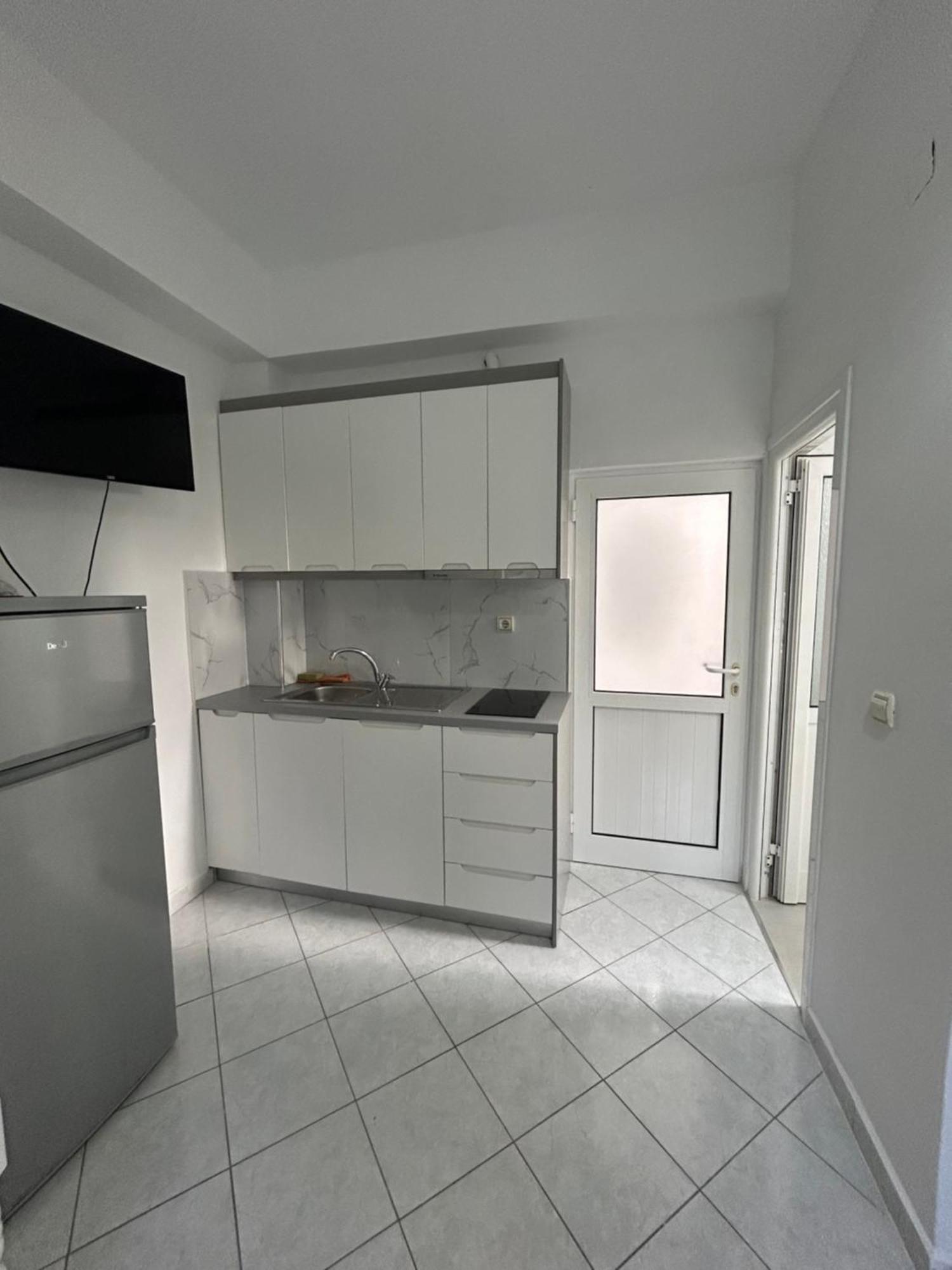 Caushi Apartments Ksamil Bagian luar foto