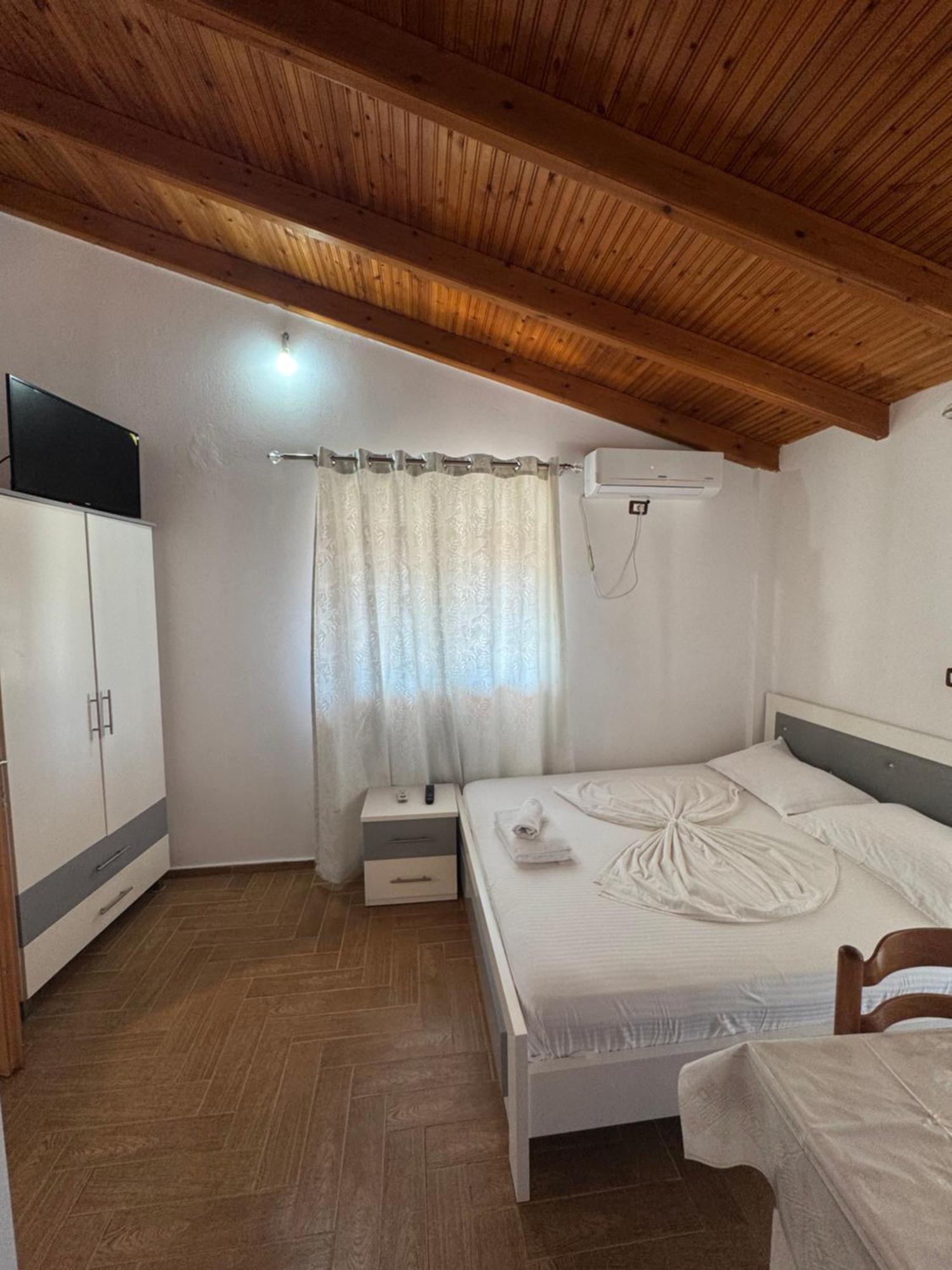 Caushi Apartments Ksamil Bagian luar foto